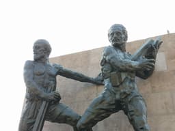 Güvenpark und das Sicherheitsdenkmal