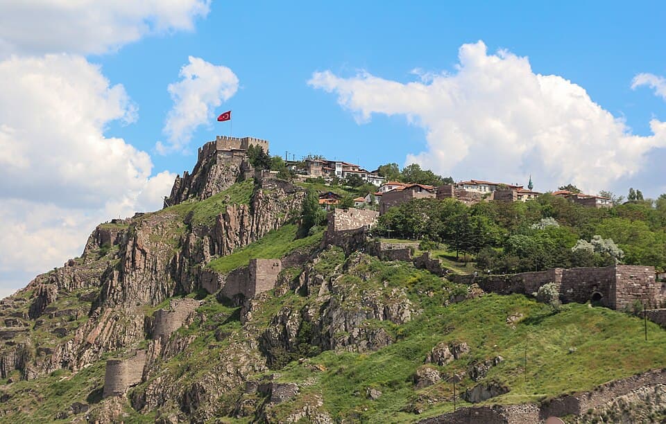 Ankara Kalesi'nin Pagos Tepesi'ndeki 2300 yıllık tarihi